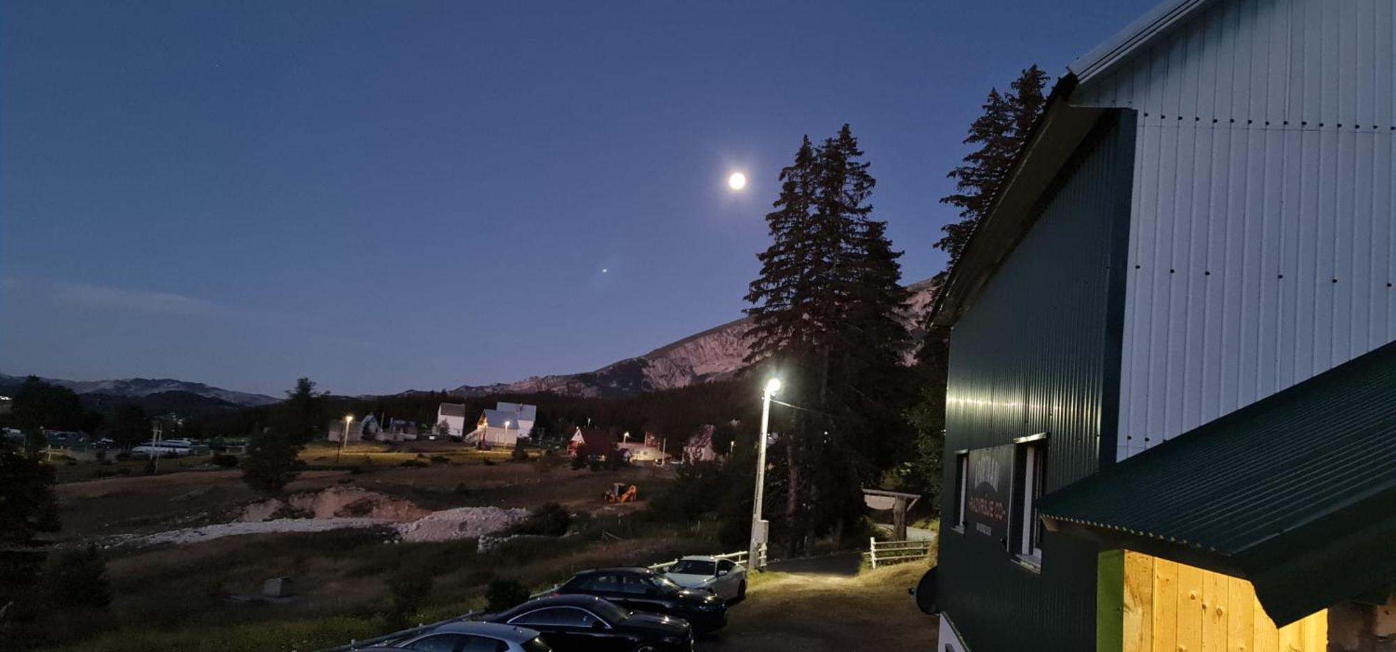 Razvrsje Co Hotel Zabljak  Luaran gambar